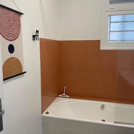 3 Lumineux Hyper Centre *